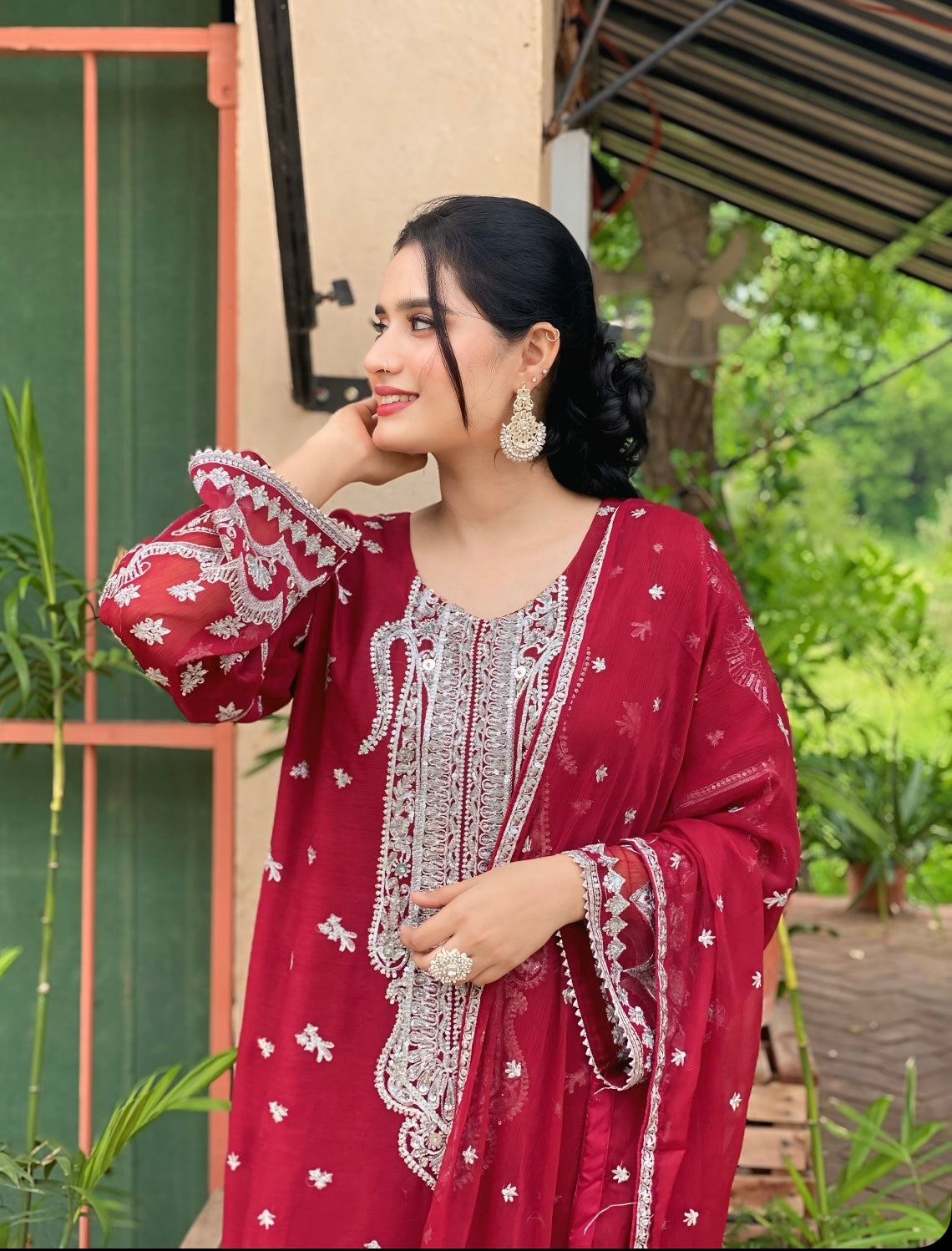 SHAHI JALWA|3-PIECE CHIFFON EMBROIDERED SHIRT WITH DAMAN PATTI|EMBROIDERED TROUSER|CHIFFON EMBROIDERED DUPATTA MMG-907