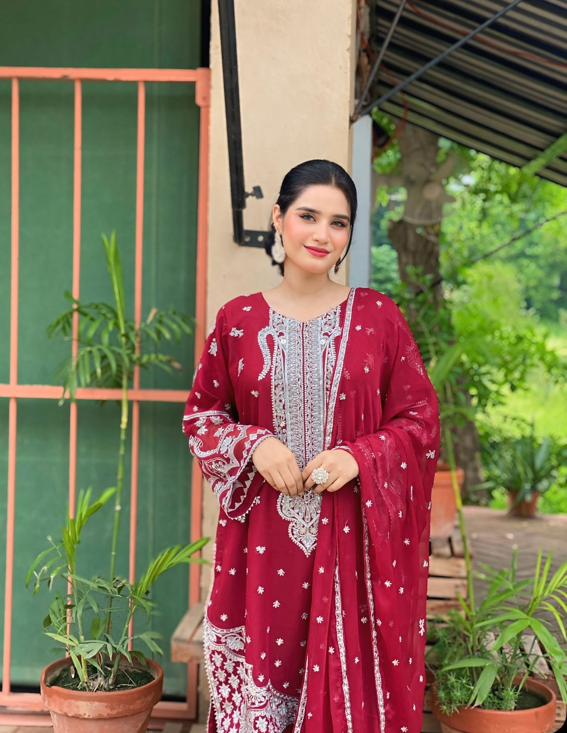 SHAHI JALWA|3-PIECE CHIFFON EMBROIDERED SHIRT WITH DAMAN PATTI|EMBROIDERED TROUSER|CHIFFON EMBROIDERED DUPATTA MMG-907