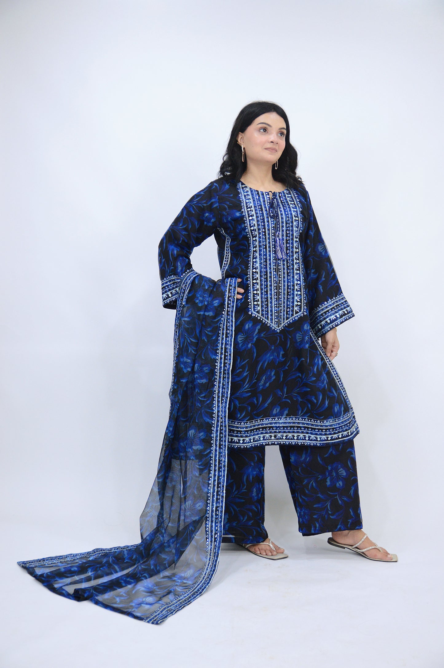 APPLE SILK DIGITAL PRINTED ORGANZA 3-PIECE EMBROIDERED SEQUENCE WORK|EMBROIDERED DAMAN PATTI|PRINTED FLAPPER|PRINTED DUPATTA WITH EMBROIDERED DUPATTA MMG-1053