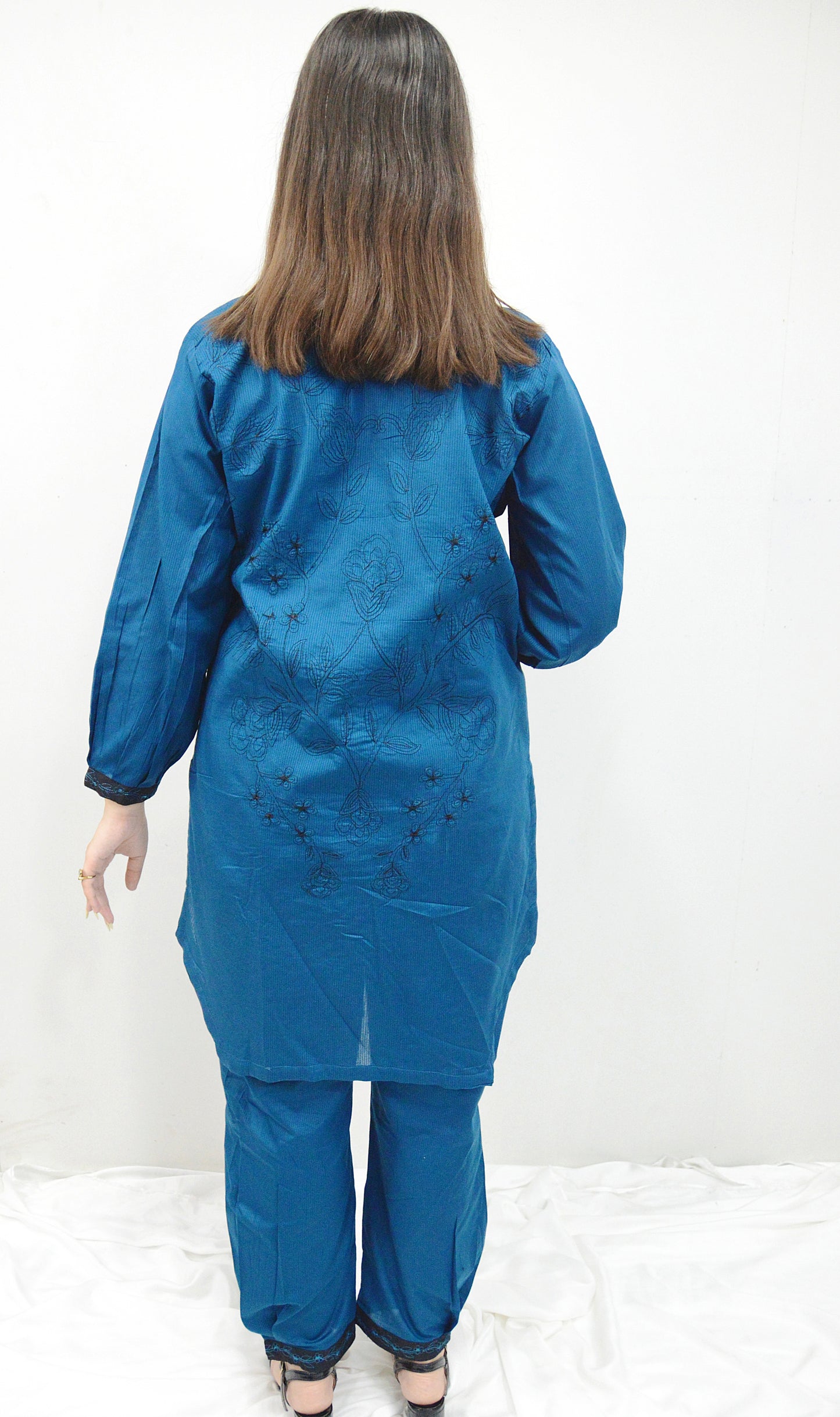CASUAL GLOW|2-PIECE DORIA COTTON SHIRT WITH TUSSELS & EMBROIDERED BACK BUNCH|PLAIN ELEGANT TROUSER MMG-1042