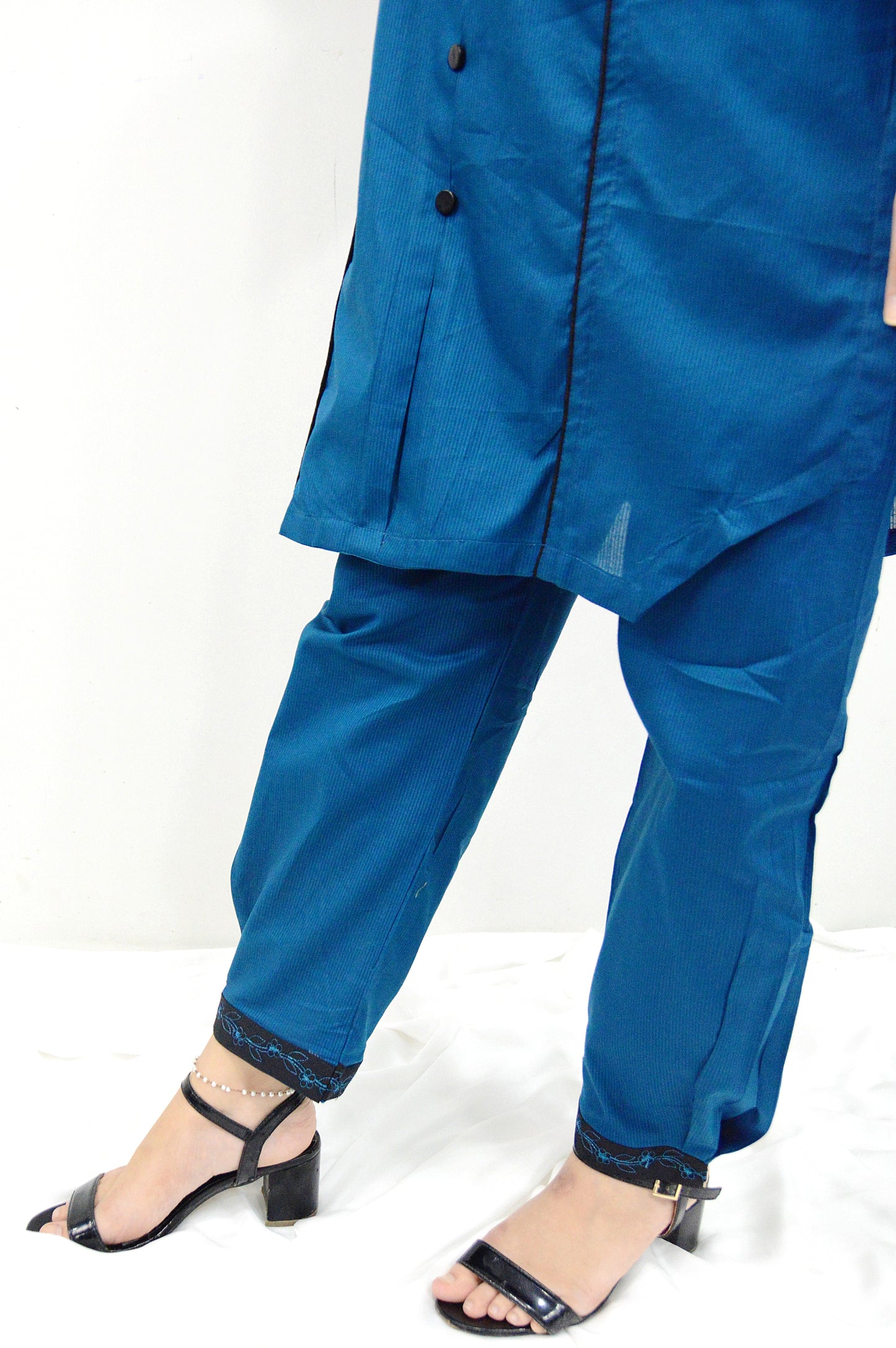 CASUAL GLOW|2-PIECE DORIA COTTON SHIRT WITH TUSSELS & EMBROIDERED BACK BUNCH|PLAIN ELEGANT TROUSER MMG-1042