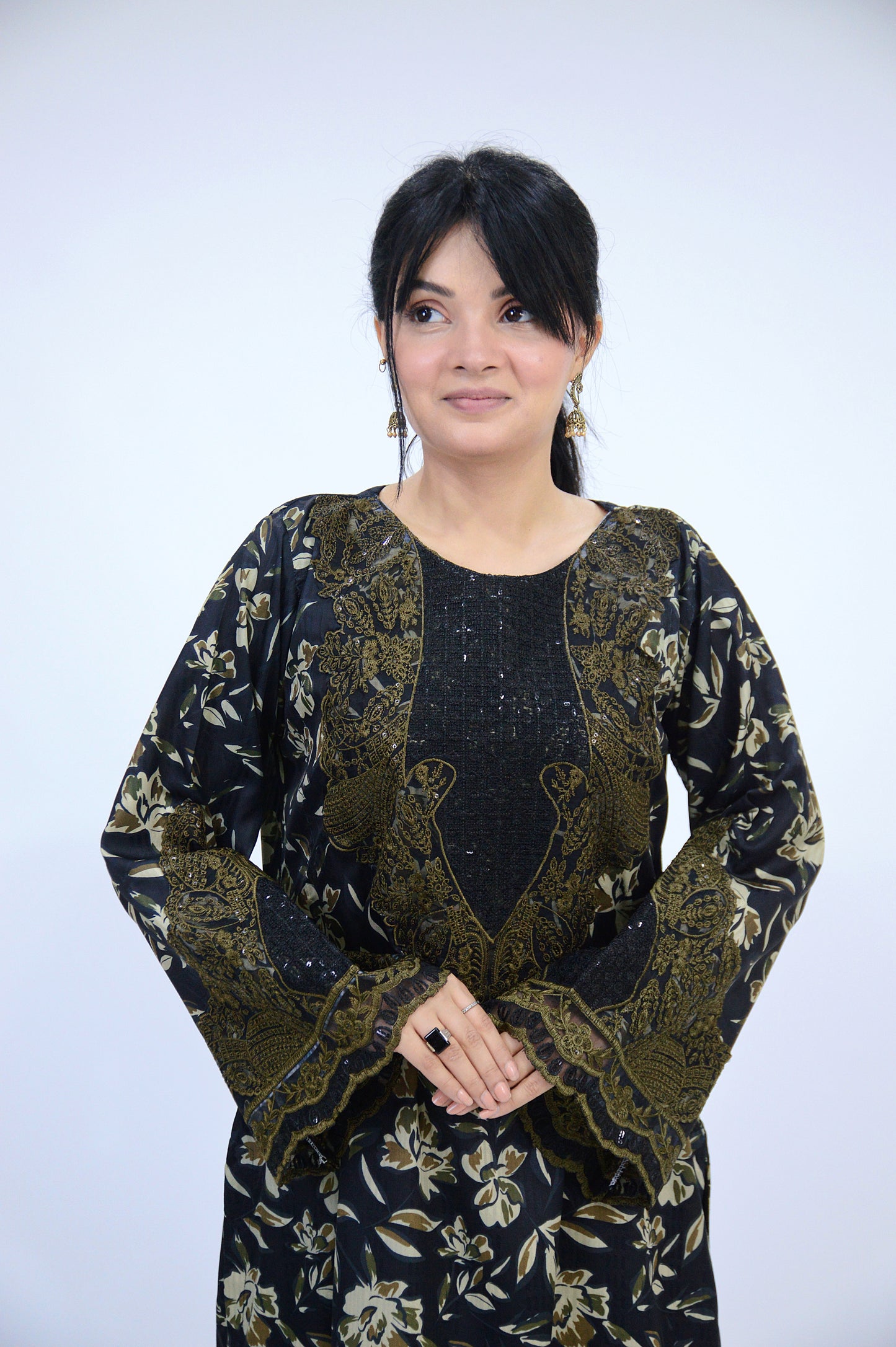 COMMANDO PRINTED|3-PIECE STAPLE PRINTED SHIRT WITH SITARA WORK|PRINTED TROUSER|MONAR PRINTED DUPATTA MMG-1051