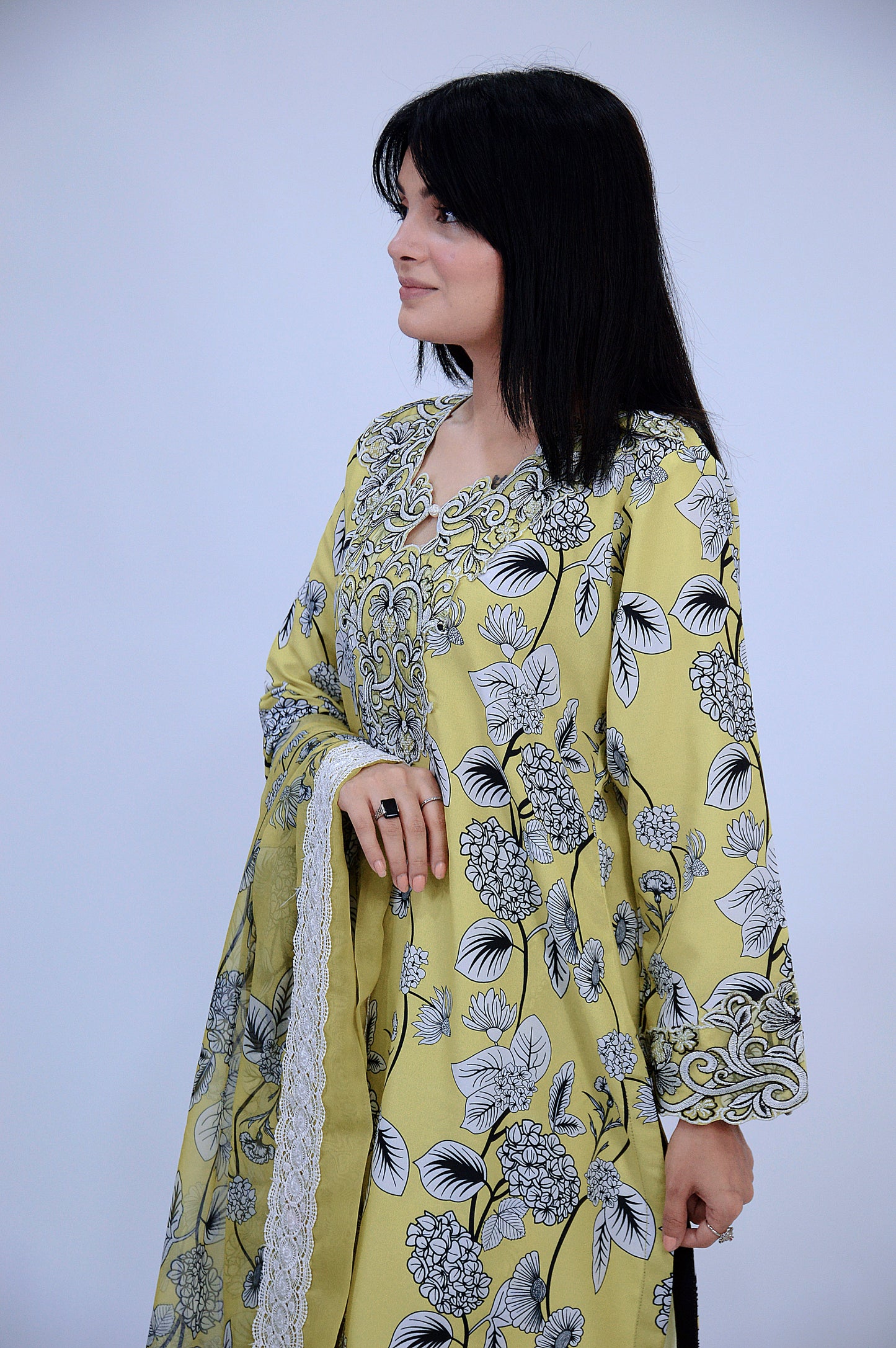 NOORAIN|3-PIECE DIGITAL STAPLE PRINTED SHIRT WITH EMBROIDERED CUTWORK|PRINTED CUTWORK FLAPPER|SILK PRINTED DUPATTA WITH BORDER MMG-1057