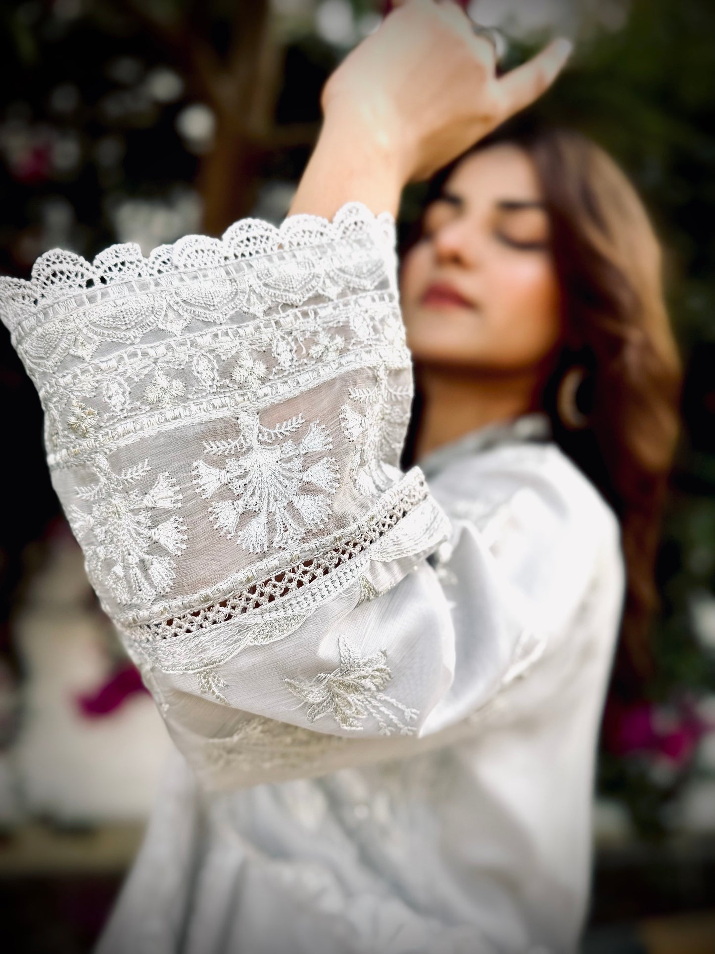 FAIRY FLOW 3-Piece Chiffon embroidered Shirt Hand Work Malai Trouser with Emroidered Dupatta MMG-794