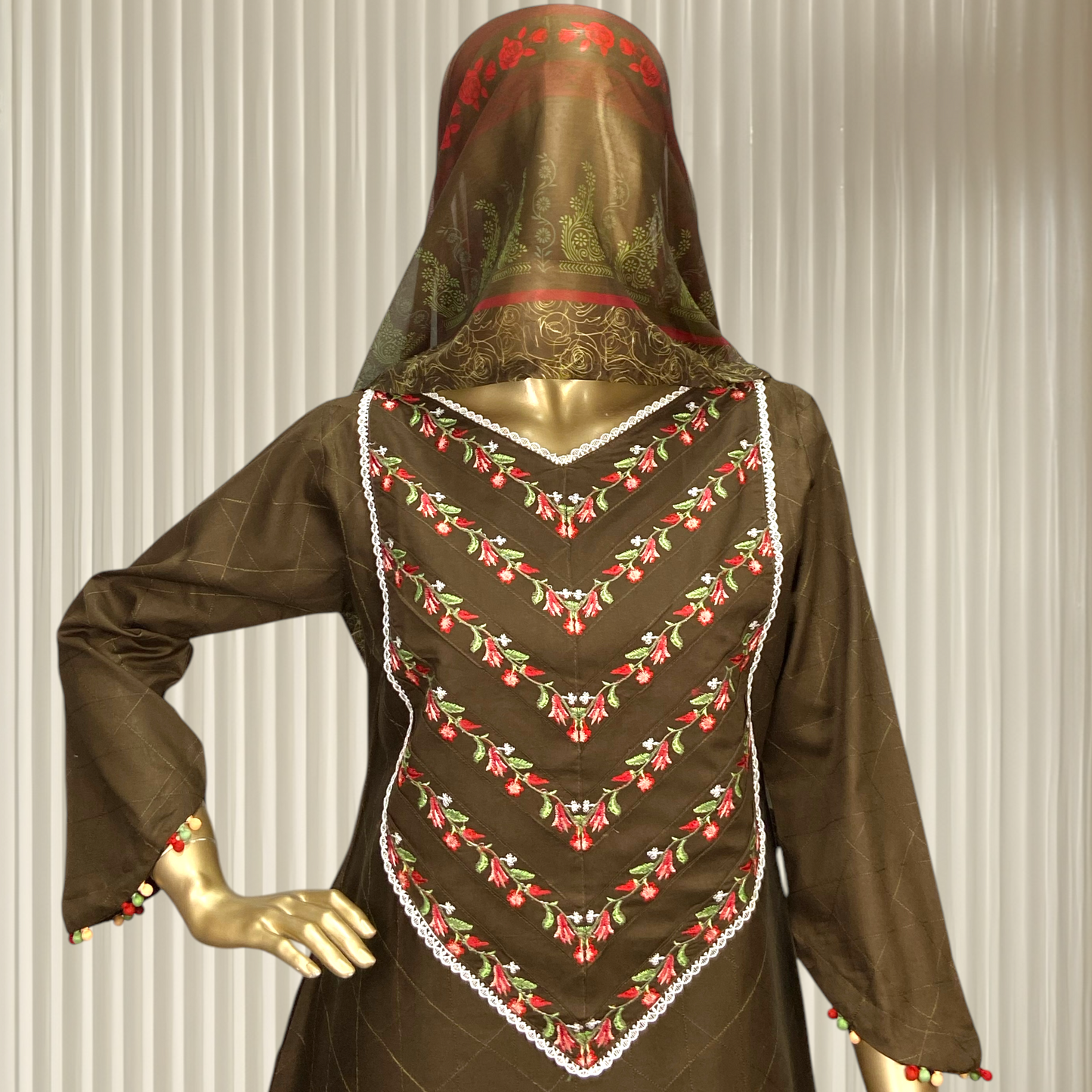 Graceful Cotton 3-Piece Suit with Printed Silk Dupatta MMG-16