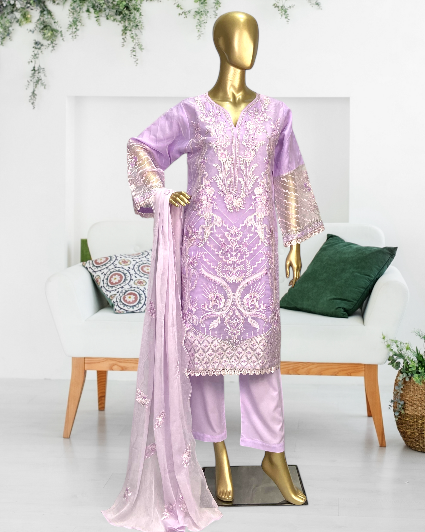 Elegant 3-Piece Organza Suit with Embroidered Crinkle Dupatta MMG-819