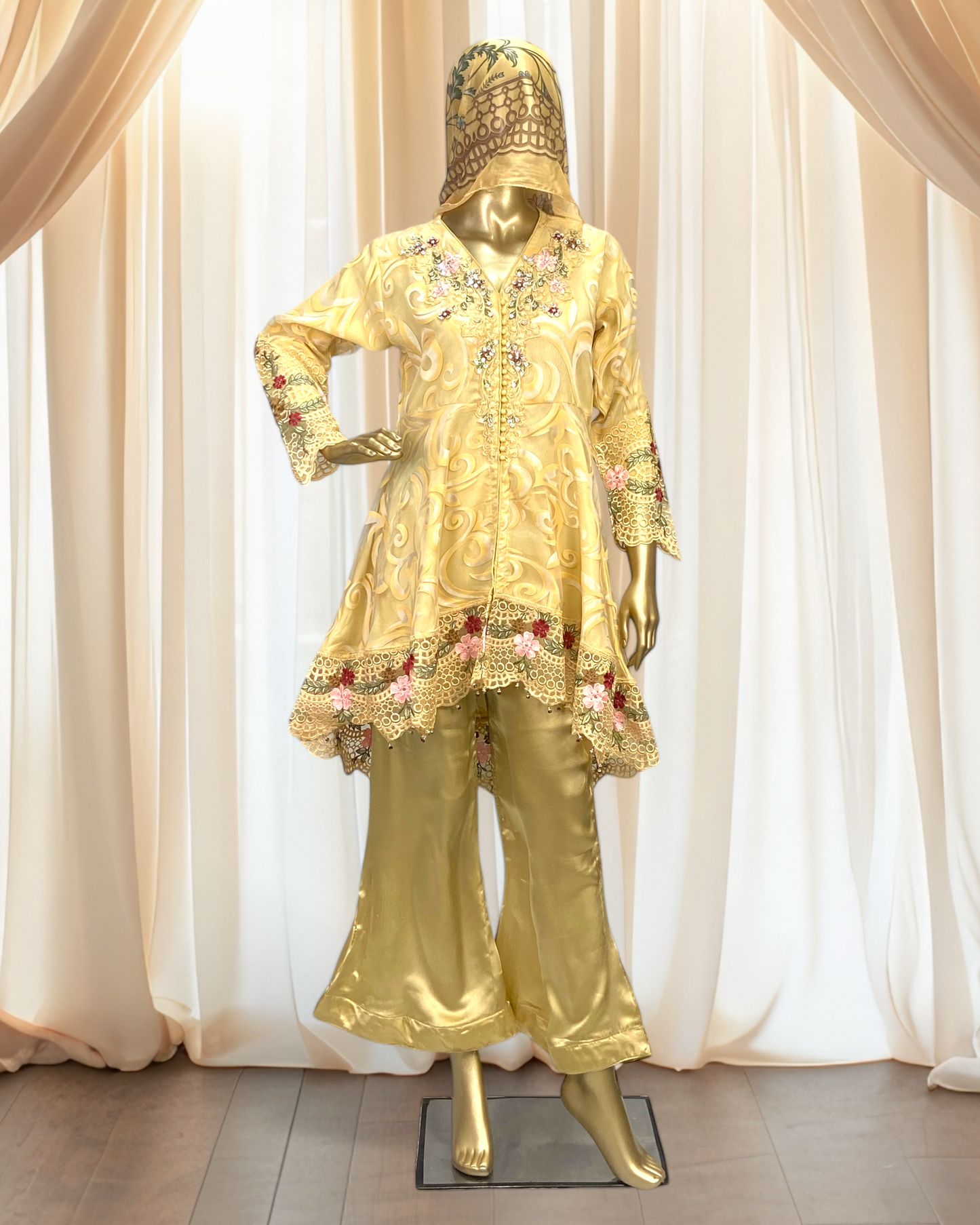 Elegant 3-Piece Tissue Suit with Printed Silk Dupatta & Short Silk Trousers MMG-835