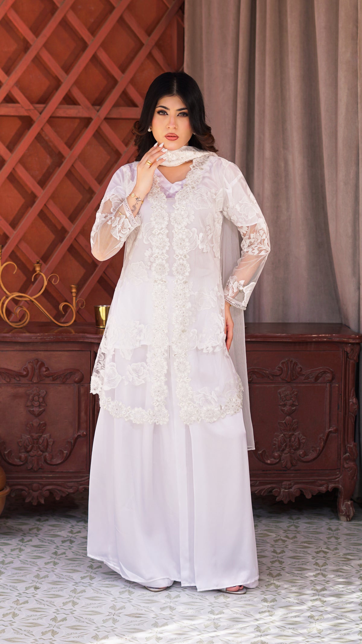 WHITE GUL KURTA SET MMG-219