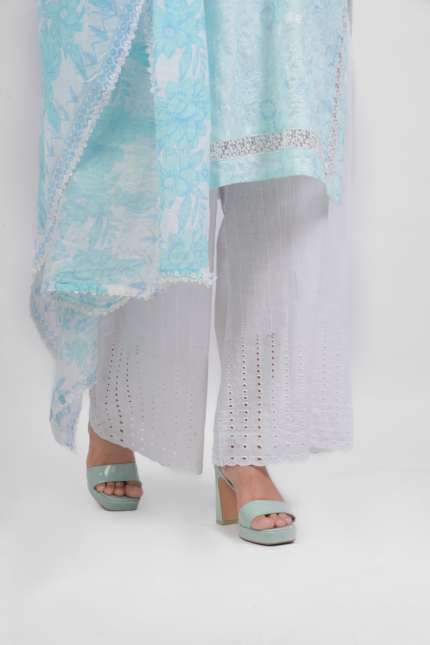 SUMMER DREAM |3-PIECE 100% COTTON EMBROIDERED SHIRT WITH TUSSELS|FLAPPER WITH CHICKEN KARI| DIGITAL PRINTED DUPATTA  MMG-901