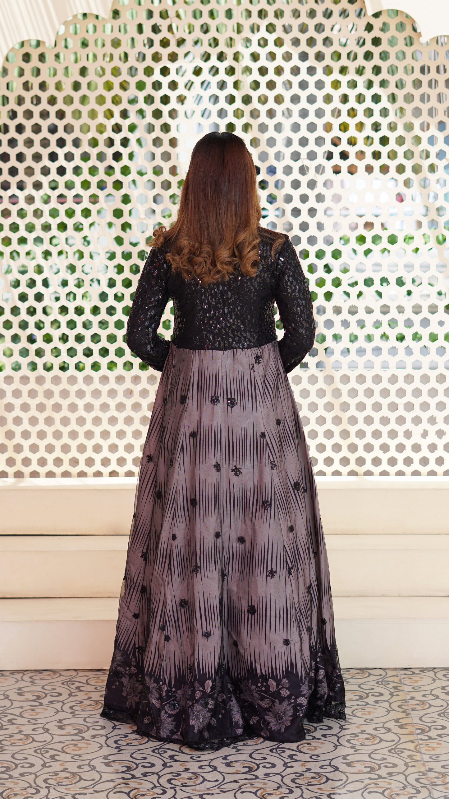 The Zareen Edit | Luxury Embroidered Net Maxi MMG-1307