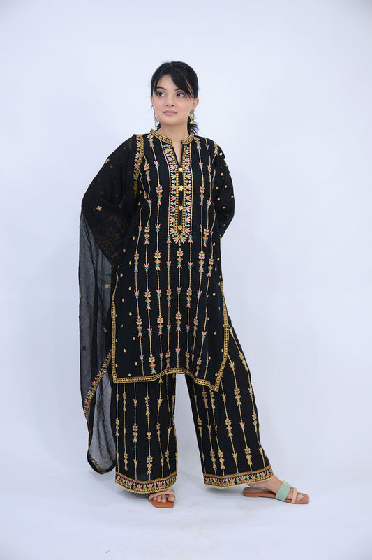 MAJESTIC WINTER ELEGANCE|3-PIECE KHADDAR EMBROIDERED SHIRT|EMBROIDERED FLAPPER|CHIFFON EMBROIDERED DUPATTA MMG-814