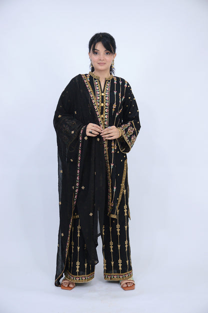 MAJESTIC WINTER ELEGANCE|3-PIECE KHADDAR EMBROIDERED SHIRT|EMBROIDERED FLAPPER|CHIFFON EMBROIDERED DUPATTA MMG-814