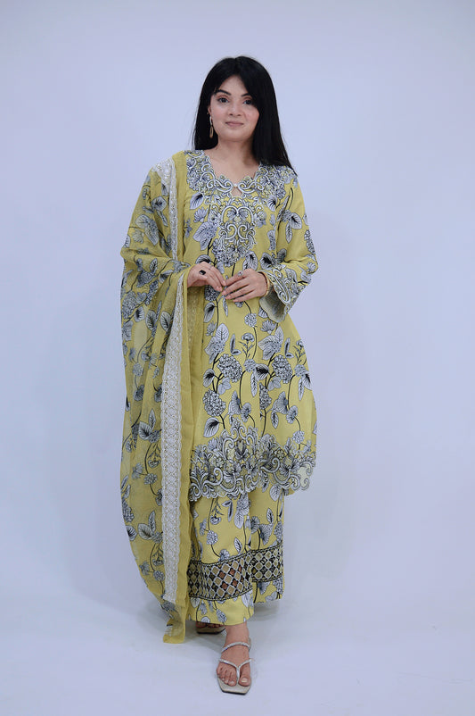 NOORAIN|3-PIECE DIGITAL STAPLE PRINTED SHIRT WITH EMBROIDERED CUTWORK|PRINTED CUTWORK FLAPPER|SILK PRINTED DUPATTA WITH BORDER MMG-1057