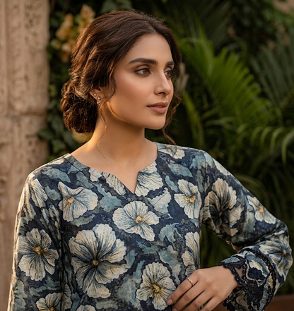 LAWN LUXE FLORALS KURTA SET