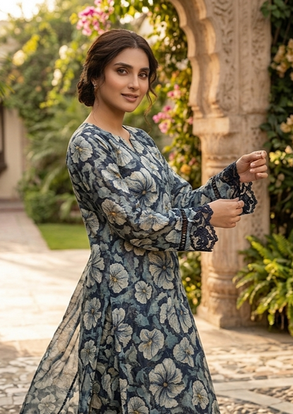 LAWN LUXE FLORALS KURTA SET