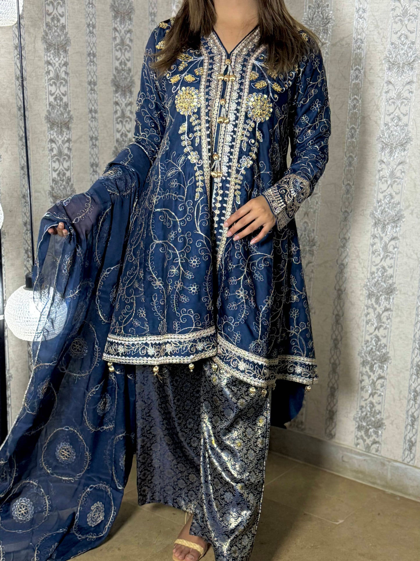NOOR E CHASHAM 3-Piece Chiffon embroidered back tail frock ,back bunch,Hand Work , Jamawar Trouser with embroidered dupatta MMG - 825