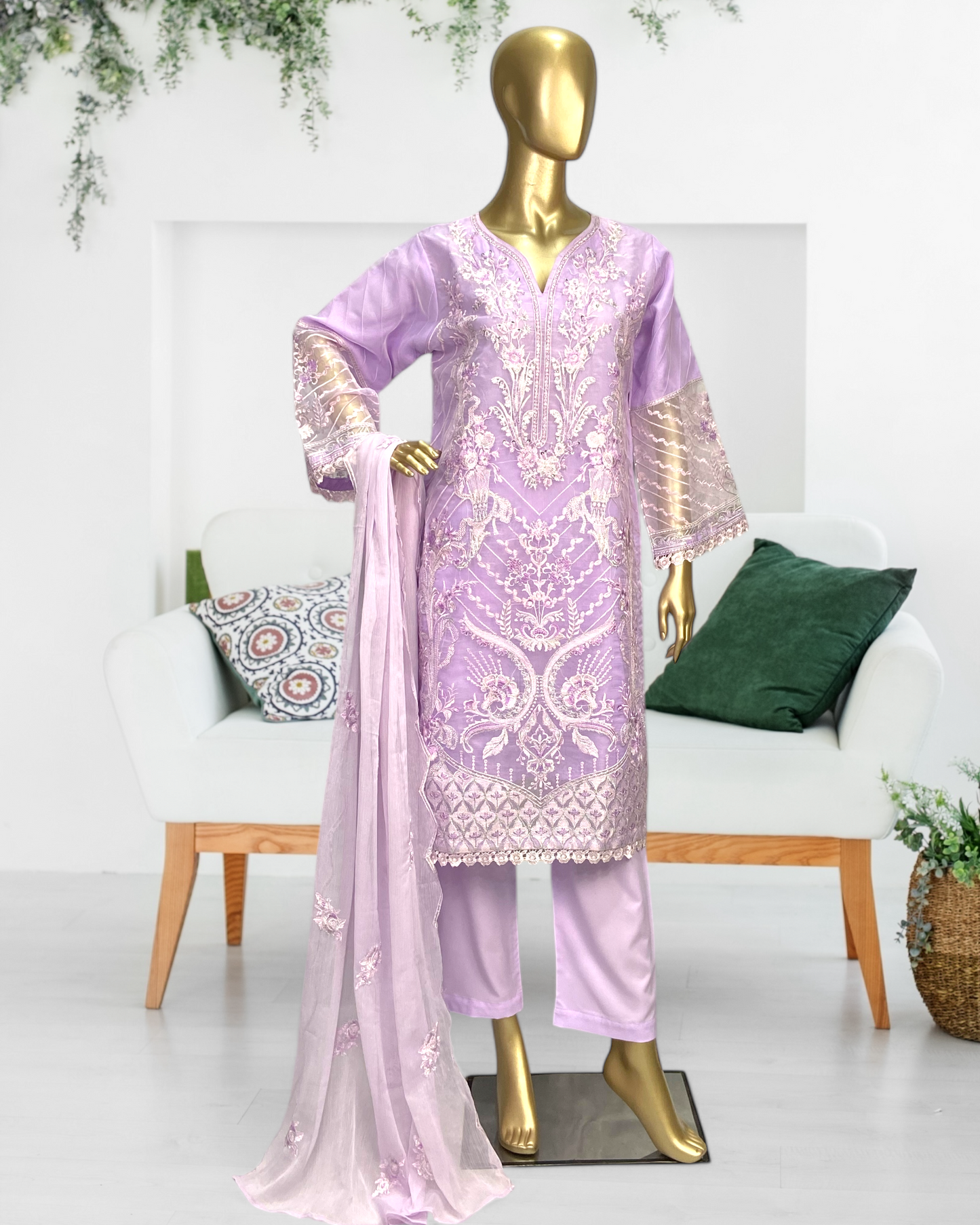 Elegant 3-Piece Organza Suit with Embroidered Crinkle Dupatta  MMG-819