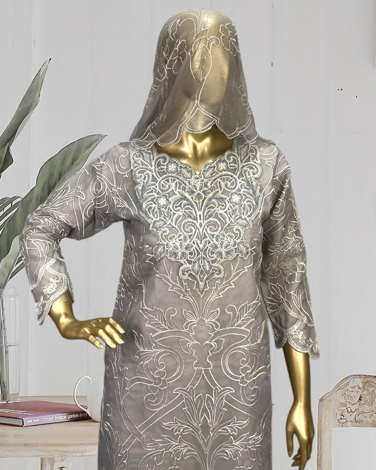 Elegant 3-Piece Organza Suit with Chiffon Dupatta & Soft Malai Trouser MMG-829