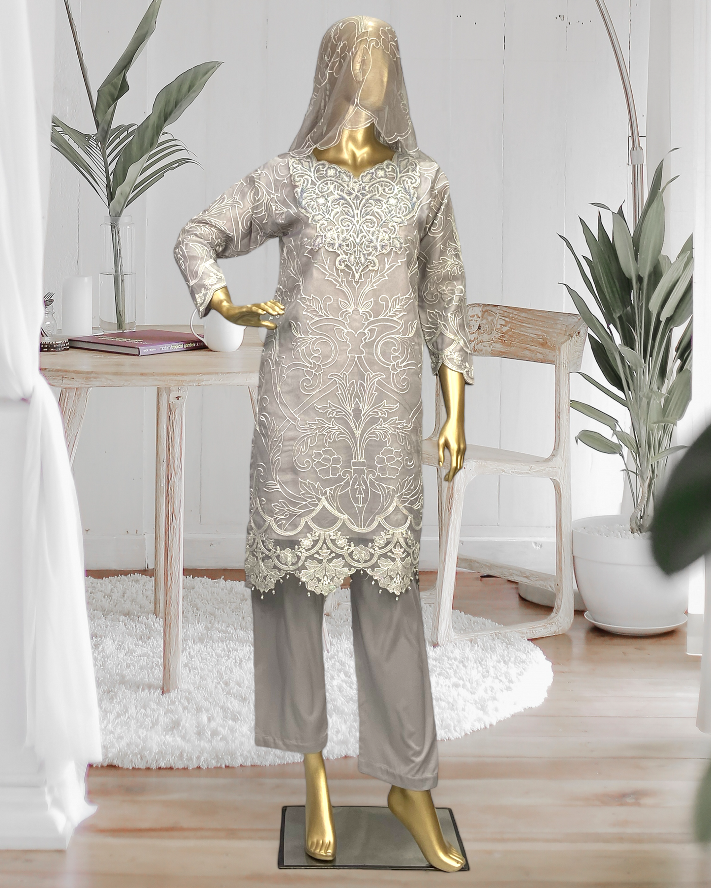 Elegant 3-Piece Organza Suit with Chiffon Dupatta & Soft Malai Trouser MMG-829