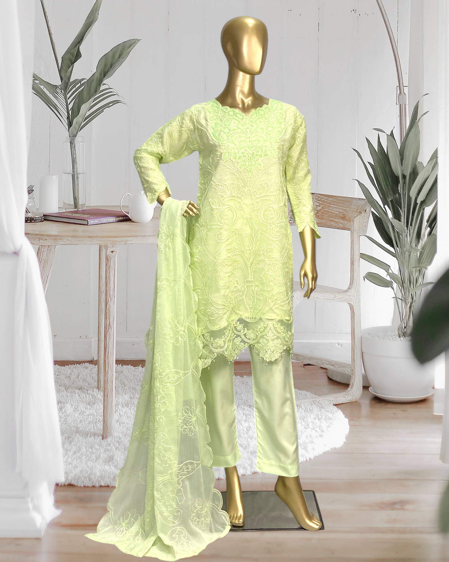 Elegant 3-Piece Organza Suit with Chiffon Dupatta & Soft Malai Trouser MMG-829